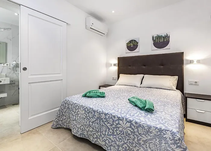 Deluxe By Vila Puerto del Carmen (Lanzarote)