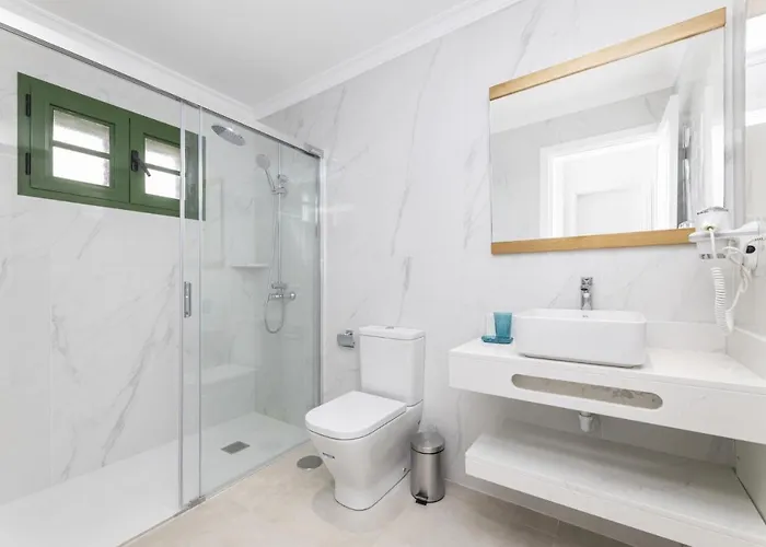 Deluxe By * بويرتو ذيل كارمين