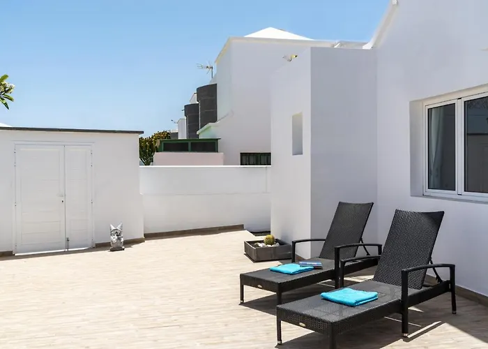 Deluxe By Puerto del Carmen (Lanzarote)